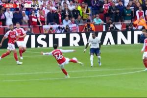 这球不服不行！苏维门迪凌空抽射超级世界波，取枪手生涯处子球