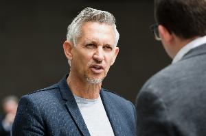 BBC：莱因克尔打破安特和德克23年连胜纪录，获最佳电视主持人奖