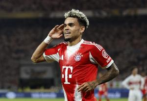 图片报：迪亚斯周四才回慕尼黑，只能参加拜仁对阵汉堡的最后一练