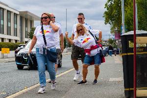 差评！女子为丈夫网购利兹联官方新款装备，却收到XXXL桑德兰球衣