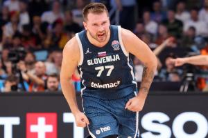 东契奇已参加三届欧锦赛 出道即巅峰夺冠 近两次皆止步八强