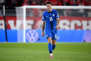 何时开胡？舍什科7650万加盟曼联，俱乐部0球+国家队180分钟1射正