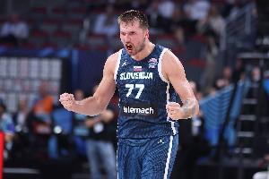 不再保守？东契奇欧锦赛大放异彩 湖人或放弃谨慎策略着眼当下