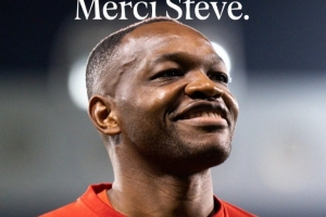 法国队致敬曼丹达：感谢所有扑救和无数国家队瞬间