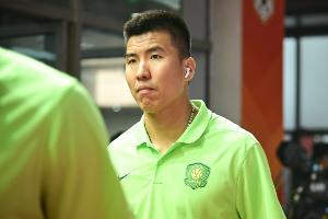 王刚致歉：在上一场赛后做出了极其不理智行为，对球迷说一声抱歉