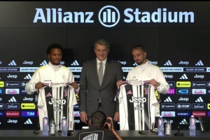 科莫利：关于我和巴黎主席争吵的报道是谎言，我和PSG的关系良好