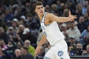 记者：加尔扎多次拒绝美国男篮青年队征召 他渴望代表波黑征战