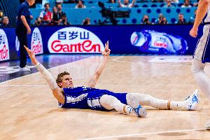 欧锦赛四强三个小组第一&芬兰B组第三 D组第一法国被格鲁吉亚淘汰