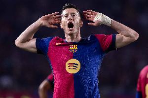 巴萨本世纪首次有2名球员替补登场，在单场西甲同场完成梅开二度