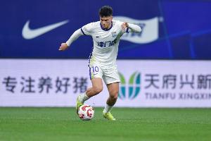 记者：津门虎外援萨尔瓦多确诊为大腿拉伤，无缘周日对阵新鹏城