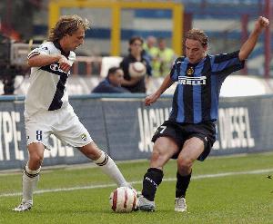 范德梅德：齐沃当年是我的司机 国米和阿贾克斯都是我的挚爱