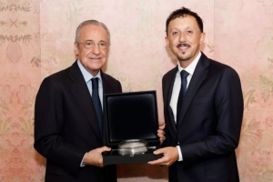 弗洛伦蒂诺赛前与马赛主席会面，并向其赠送礼物