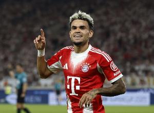 迪亚斯：今夏和巴萨有过对话，但我很高兴加盟拜仁这种伟大俱乐部