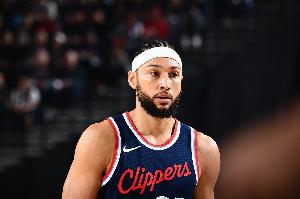 平森：西蒙斯不能接受自己发挥不好 他现在完全成了一个笑话