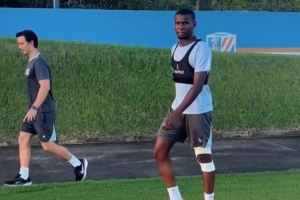 杨翼：李可、戴伟浚参加全队合练，阿马杜、米内罗单独训练