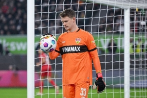 欧联杯送出助攻，努贝尔是首位做到这点的德国门将