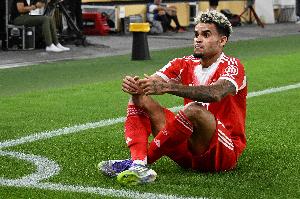 路易斯-迪亚斯：凯恩让我印象最深刻，他几乎无所不能