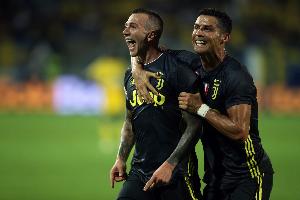 贝纳德斯基：C罗比你想象的要谦逊和善解人意，能和大家打成一片