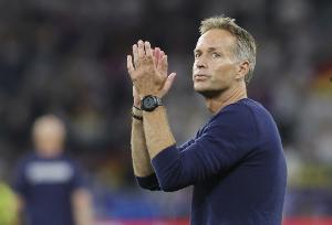 药厂主帅谈平局：我们进攻机会不错，但临门一脚欠缺火候