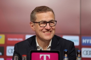 德雷森：5500万欧报价签沃尔特马德已经很多，当时斯图加特不卖