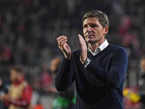 也爱三后卫？格拉斯纳：阵型不重要，合适最关键，442是我的最爱