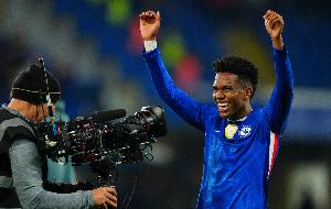 水到渠成！埃斯特旺18岁6000万身价，9月巴西首球+10月切尔西首球