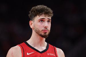 基本功都扎实了！火箭上半场罚球16罚全中 申京9罚9中