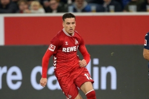 法尔克：拜仁关注19岁科隆边锋马拉，但目前尚无具体签约计划