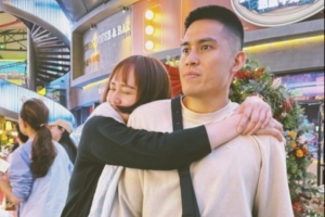 来京探班了！陈盈骏妻子更新社媒 晒出在北京的近照