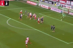 任意球破门！弗莱堡前锋格里福已在德甲打入10个任意球