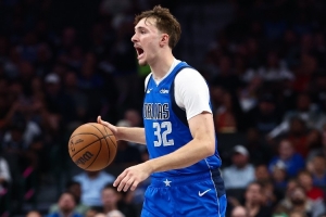 肯扬-杜林：弗拉格有马里昂那样的能量 欧文回归后将对他有利