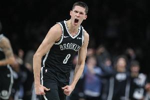 打得可以！新秀杰明半场6中3拿到8分3板5助1断