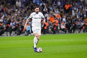 米体：尤文有意马赛中场霍伊别尔，洛卡特利可能成交易筹码