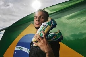 安东尼长篇专访⭐偶像是梅西丨感谢曼联丨拒绝拜仁丨渴望世界杯