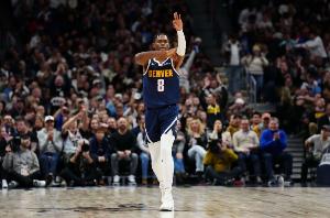 32分12板！张佳玮：沃特森是除了戈登外 掘金最劲爆的男子