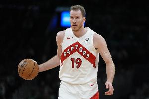 高效全能！珀尔特尔10中8拿到19分8板4助1断1帽