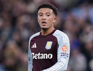 何去何从❓英媒：25岁桑乔在维拉沦为边缘人，他没有重返曼联可能