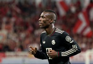 太阳报：杰克逊决心长留拜仁冬窗不走，切尔西想拿到5620万镑尾款