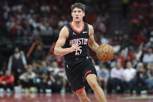 火记：谢泼德上半场火力全开 他凭一己之力帮火箭把比赛拉了回来