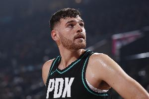 打通任督二脉？克林根连续两场砍下20+10 近四场场均16+10.8