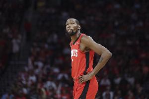 首节全队23中6得12分&5失误！火记：这是本季火箭打得最差的一节