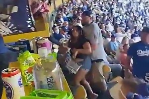 瓜迪奥拉亲自迎接多纳鲁马，就犹如当年的格拉利什一样