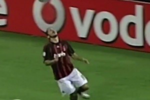 加图索：不是哥技术糙，是因为我后有皮尔洛，前有鲁伊科斯塔！