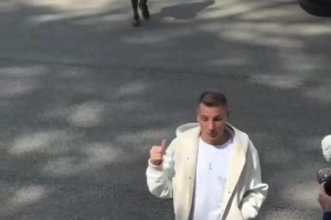 都有光明的未来！当白堡球员看到自己青训时期的照片！