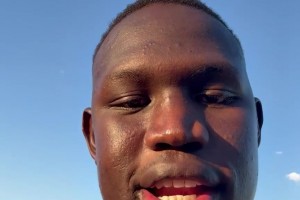 网友晒詹姆斯转身视频并提问：这转身是走步吗？