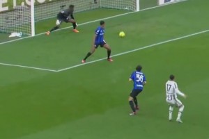 曼联买奥纳纳前肯定没看意大利国家德比的这个片段