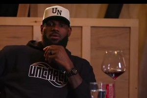 老詹此前：当初我签耐克不是因为乔丹，而是7年9000万天价合同