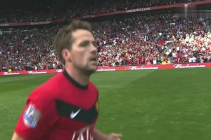 弗格森时间！欧文读秒上演绝杀，助曼联赢下曼市德比！