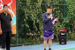 第一次听人说“发扬友谊第一，比二第赛的精神”