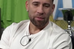 44岁卡西利亚斯扑出了43岁卡卡射门，卡卡这调度能力泪目了！